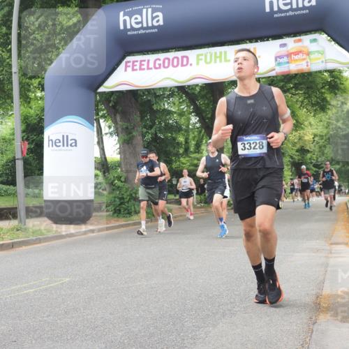 29.06.2025 - hella hamburg halbmarathon KatJ http://msf.ph/oto/8524825 29.06.2025 10:52:22 Zwischen KM18-KM19 1062, 1559, 3328, 4307, 6322, 7210, 7211, 7760, 7888, 8171 meine-sportfotos.de