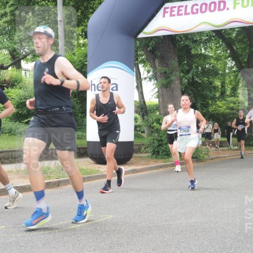 29.06.2025 - hella hamburg halbmarathon KatJ http://msf.ph/oto/8524850 29.06.2025 10:52:24 Zwischen KM18-KM19 1062, 1559, 3328, 7760, 7888, 8171, 8219 meine-sportfotos.de