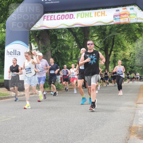 29.06.2025 - hella hamburg halbmarathon KatJ http://msf.ph/oto/8524924 29.06.2025 10:52:27 Zwischen KM18-KM19 1034, 1062, 3112, 3328, 5464, 7760, 8171, 8219 meine-sportfotos.de