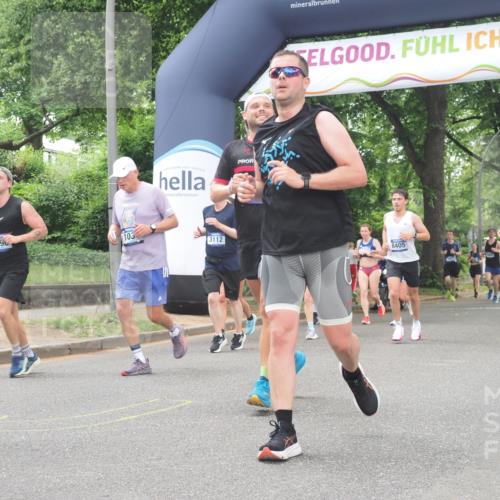29.06.2025 - hella hamburg halbmarathon KatJ http://msf.ph/oto/8524973 29.06.2025 10:52:28 Zwischen KM18-KM19 1034, 1062, 3112, 5464, 6590, 7760, 8171, 8219, 8405 meine-sportfotos.de