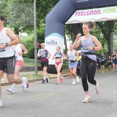 29.06.2025 - hella hamburg halbmarathon KatJ http://msf.ph/oto/8525037 29.06.2025 10:52:30 Zwischen KM18-KM19 1034, 1062, 3112, 5464, 6590, 7760, 8219, 8405 meine-sportfotos.de