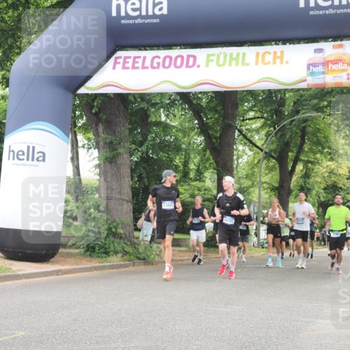 29.06.2025 - hella hamburg halbmarathon KatJ http://msf.ph/oto/8525213 29.06.2025 10:52:39 Zwischen KM18-KM19 3746, 4488, 7826 meine-sportfotos.de