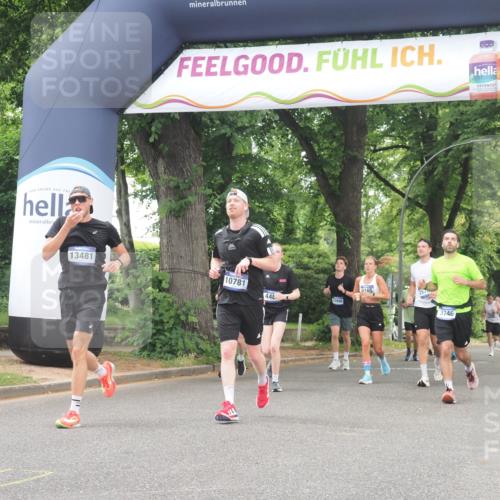 29.06.2025 - hella hamburg halbmarathon KatJ http://msf.ph/oto/8525242 29.06.2025 10:52:40 Zwischen KM18-KM19 3578, 3746, 4488 meine-sportfotos.de