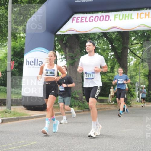 29.06.2025 - hella hamburg halbmarathon KatJ http://msf.ph/oto/8525355 29.06.2025 10:52:44 Zwischen KM18-KM19 3578, 3746, 4488, 6572 meine-sportfotos.de