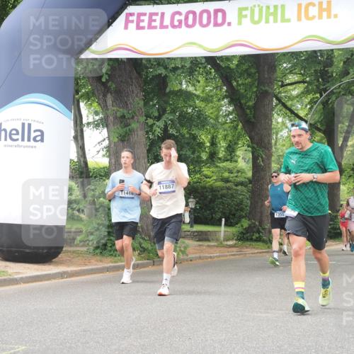 29.06.2025 - hella hamburg halbmarathon KatJ http://msf.ph/oto/8525459 29.06.2025 10:52:50 Zwischen KM18-KM19 3994, 6572 meine-sportfotos.de