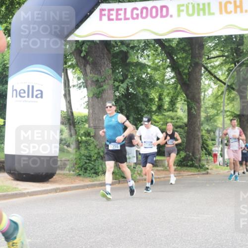 29.06.2025 - hella hamburg halbmarathon KatJ http://msf.ph/oto/8525484 29.06.2025 10:52:52 Zwischen KM18-KM19 1355, 3994 meine-sportfotos.de