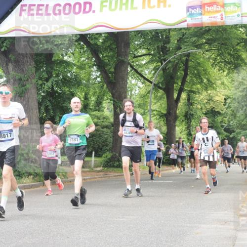 29.06.2025 - hella hamburg halbmarathon KatJ http://msf.ph/oto/8525658 29.06.2025 10:53:03 Zwischen KM18-KM19 1249, 1781, 5951, 6489, 8402 meine-sportfotos.de