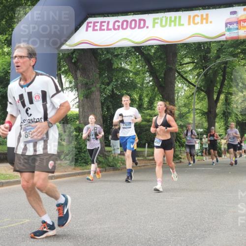 29.06.2025 - hella hamburg halbmarathon KatJ http://msf.ph/oto/8525739 29.06.2025 10:53:07 Zwischen KM18-KM19 1781, 4227, 4499, 5951, 8402 meine-sportfotos.de