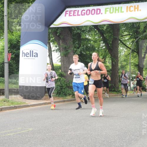 29.06.2025 - hella hamburg halbmarathon KatJ http://msf.ph/oto/8525753 29.06.2025 10:53:07 Zwischen KM18-KM19 1781, 4227, 4499, 5951, 8402 meine-sportfotos.de