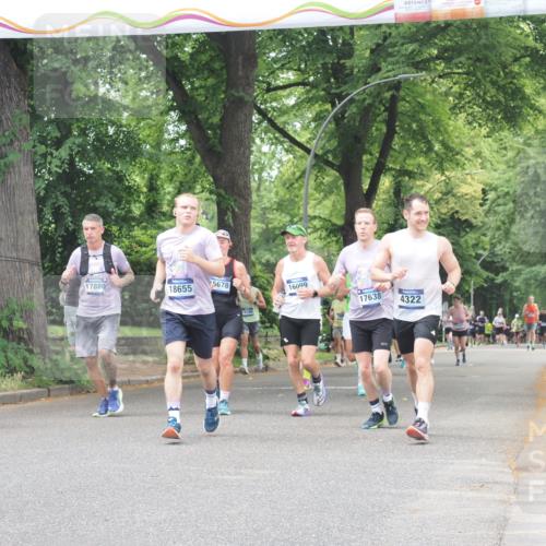 29.06.2025 - hella hamburg halbmarathon KatJ http://msf.ph/oto/8525792 29.06.2025 10:53:10 Zwischen KM18-KM19 1781, 4227, 4322, 4499, 5951, 8402 meine-sportfotos.de