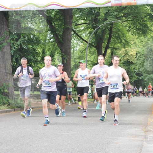 29.06.2025 - hella hamburg halbmarathon KatJ http://msf.ph/oto/8525795 29.06.2025 10:53:10 Zwischen KM18-KM19 1781, 4227, 4322, 4499, 5951, 8402 meine-sportfotos.de
