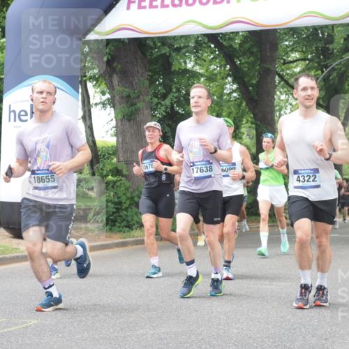 29.06.2025 - hella hamburg halbmarathon KatJ http://msf.ph/oto/8525839 29.06.2025 10:53:12 Zwischen KM18-KM19 1790, 3461, 4227, 4322, 4499 meine-sportfotos.de