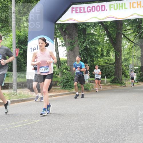 29.06.2025 - hella hamburg halbmarathon KatJ http://msf.ph/oto/8526060 29.06.2025 10:53:23 Zwischen KM18-KM19 2142, 4782, 5869, 7323, 7485 meine-sportfotos.de