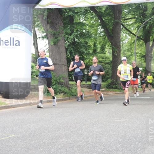 29.06.2025 - hella hamburg halbmarathon KatJ http://msf.ph/oto/8526197 29.06.2025 10:53:35 Zwischen KM18-KM19 4187, 6059 meine-sportfotos.de