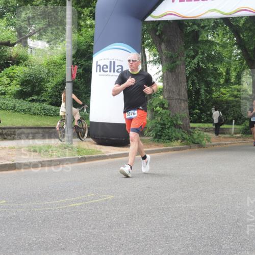 29.06.2025 - hella hamburg halbmarathon KatJ http://msf.ph/oto/8526320 29.06.2025 10:53:39 Zwischen KM18-KM19 5976, 6059 meine-sportfotos.de