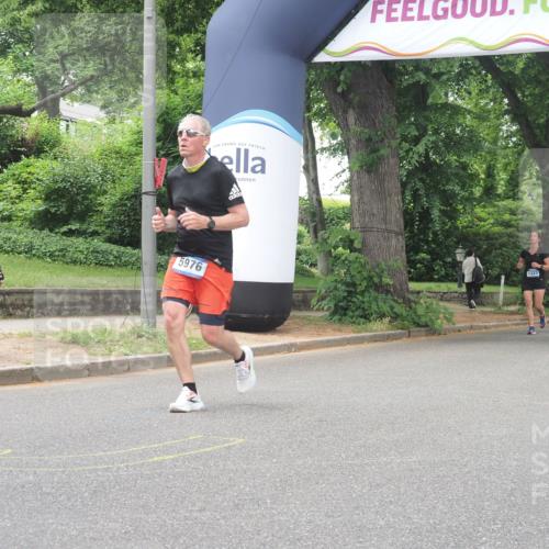 29.06.2025 - hella hamburg halbmarathon KatJ http://msf.ph/oto/8526337 29.06.2025 10:53:40 Zwischen KM18-KM19 5976, 6059 meine-sportfotos.de