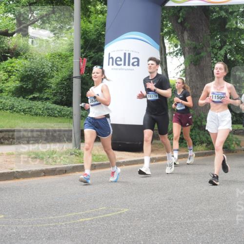 29.06.2025 - hella hamburg halbmarathon KatJ http://msf.ph/oto/8526517 29.06.2025 10:53:48 Zwischen KM18-KM19 1329, 2868, 3630, 4532, 5431 meine-sportfotos.de