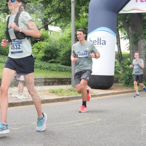 29.06.2025 - hella hamburg halbmarathon KatJ http://msf.ph/oto/8526619 29.06.2025 10:53:52 Zwischen KM18-KM19 1866, 2868, 3630, 4532, 5431 meine-sportfotos.de