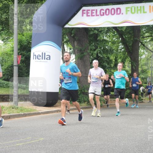 29.06.2025 - hella hamburg halbmarathon KatJ http://msf.ph/oto/8526658 29.06.2025 10:53:54 Zwischen KM18-KM19 1866, 3630, 4532, 5431 meine-sportfotos.de