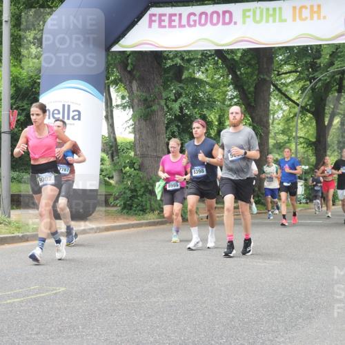 29.06.2025 - hella hamburg halbmarathon KatJ http://msf.ph/oto/8526965 29.06.2025 10:54:10 Zwischen KM18-KM19 1729, 2628, 5605, 8398 meine-sportfotos.de