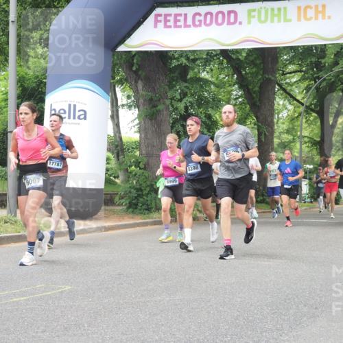 29.06.2025 - hella hamburg halbmarathon KatJ http://msf.ph/oto/8526968 29.06.2025 10:54:10 Zwischen KM18-KM19 1729, 2628, 5605, 8398 meine-sportfotos.de