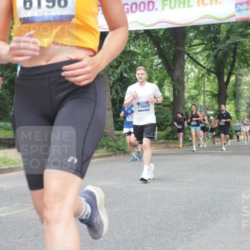 29.06.2025 - hella hamburg halbmarathon KatJ http://msf.ph/oto/8527182 29.06.2025 10:54:26 Zwischen KM18-KM19 3488, 6196 meine-sportfotos.de