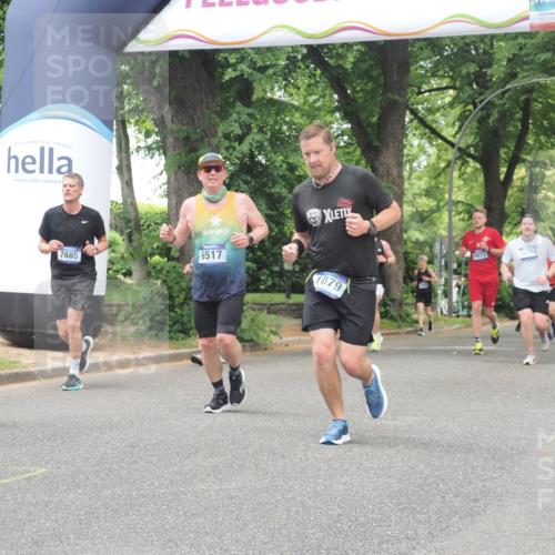 29.06.2025 - hella hamburg halbmarathon KatJ http://msf.ph/oto/8527379 29.06.2025 10:54:39 Zwischen KM18-KM19 1079, 1367, 4169, 5762, 6517 meine-sportfotos.de
