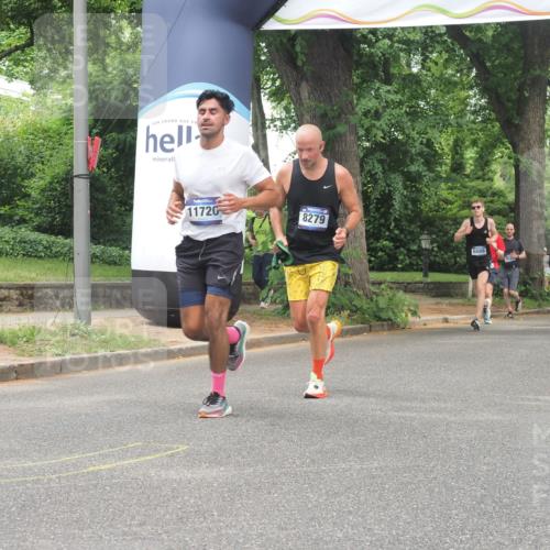 29.06.2025 - hella hamburg halbmarathon KatJ http://msf.ph/oto/8527538 29.06.2025 10:54:50 Zwischen KM18-KM19 4666, 8279 meine-sportfotos.de
