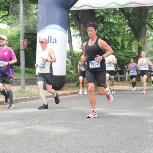 29.06.2025 - hella hamburg halbmarathon KatJ http://msf.ph/oto/8527721 29.06.2025 10:54:58 Zwischen KM18-KM19 2594, 2852, 4494, 6014, 6089, 6181 meine-sportfotos.de