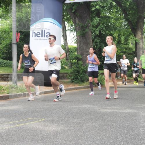 29.06.2025 - hella hamburg halbmarathon KatJ http://msf.ph/oto/8527736 29.06.2025 10:55:00 Zwischen KM18-KM19 2594, 2852, 4494, 6014, 6089, 6181, 7741 meine-sportfotos.de