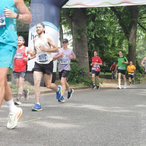 29.06.2025 - hella hamburg halbmarathon KatJ http://msf.ph/oto/8527865 29.06.2025 10:55:07 Zwischen KM18-KM19 1785, 4950, 5670, 7741, 7846, 8217 meine-sportfotos.de