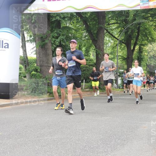 29.06.2025 - hella hamburg halbmarathon KatJ http://msf.ph/oto/8528005 29.06.2025 10:55:16 Zwischen KM18-KM19 5232 meine-sportfotos.de