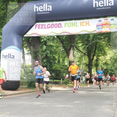 29.06.2025 - hella hamburg halbmarathon KatJ http://msf.ph/oto/8528510 29.06.2025 10:55:46 Zwischen KM18-KM19 1610, 2281, 4453, 6026, 6217, 8563 meine-sportfotos.de