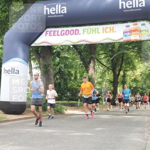 29.06.2025 - hella hamburg halbmarathon KatJ http://msf.ph/oto/8528526 29.06.2025 10:55:46 Zwischen KM18-KM19 1610, 2281, 4453, 6026, 6217, 8563 meine-sportfotos.de