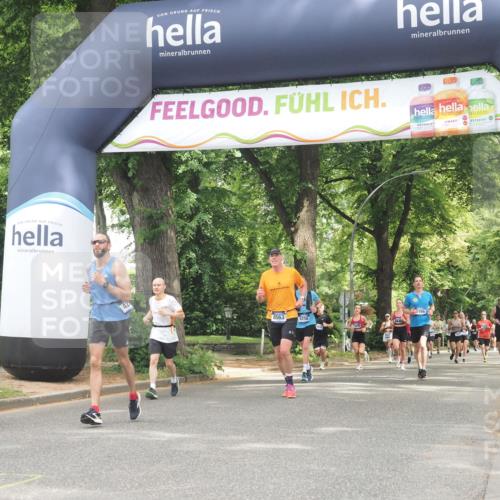 29.06.2025 - hella hamburg halbmarathon KatJ http://msf.ph/oto/8528533 29.06.2025 10:55:46 Zwischen KM18-KM19 1610, 2281, 4453, 6026, 6217, 8563 meine-sportfotos.de