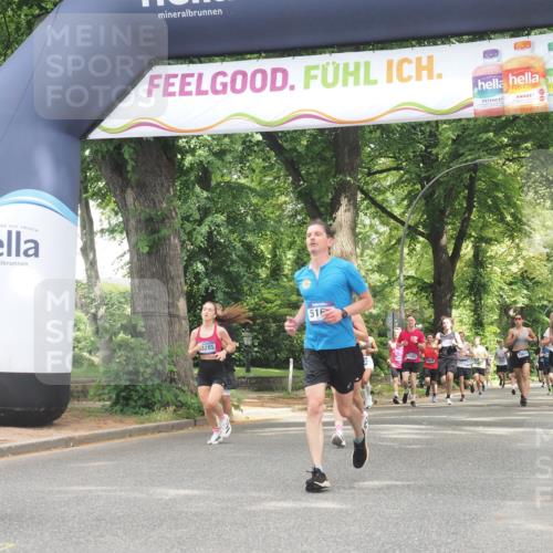 29.06.2025 - hella hamburg halbmarathon KatJ http://msf.ph/oto/8528580 29.06.2025 10:55:50 Zwischen KM18-KM19 5166, 8256, 8563 meine-sportfotos.de
