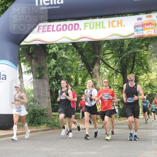 29.06.2025 - hella hamburg halbmarathon KatJ http://msf.ph/oto/8528615 29.06.2025 10:55:54 Zwischen KM18-KM19 1406, 4663, 5166, 7802, 8256 meine-sportfotos.de