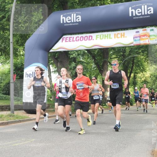 29.06.2025 - hella hamburg halbmarathon KatJ http://msf.ph/oto/8528638 29.06.2025 10:55:56 Zwischen KM18-KM19 1406, 4663, 5166, 5176, 6028, 6083, 7802 meine-sportfotos.de