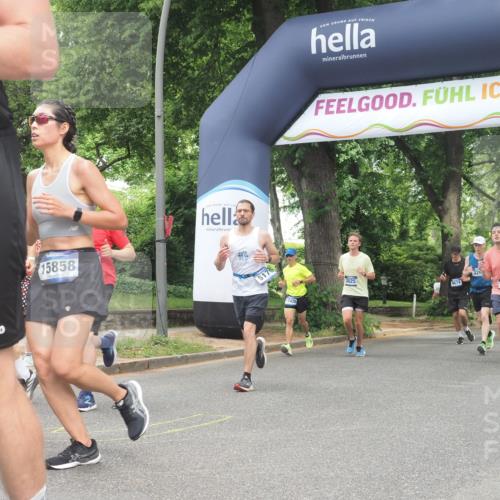 29.06.2025 - hella hamburg halbmarathon KatJ http://msf.ph/oto/8528675 29.06.2025 10:55:58 Zwischen KM18-KM19 1406, 3025, 3262, 4663, 5176, 6028, 6083, 7802 meine-sportfotos.de