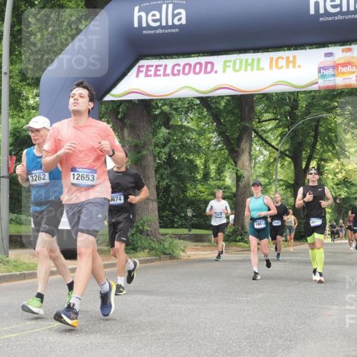 29.06.2025 - hella hamburg halbmarathon KatJ http://msf.ph/oto/8528716 29.06.2025 10:56:01 Zwischen KM18-KM19 1406, 3025, 3262, 4663, 5176, 6028, 6083, 7802 meine-sportfotos.de