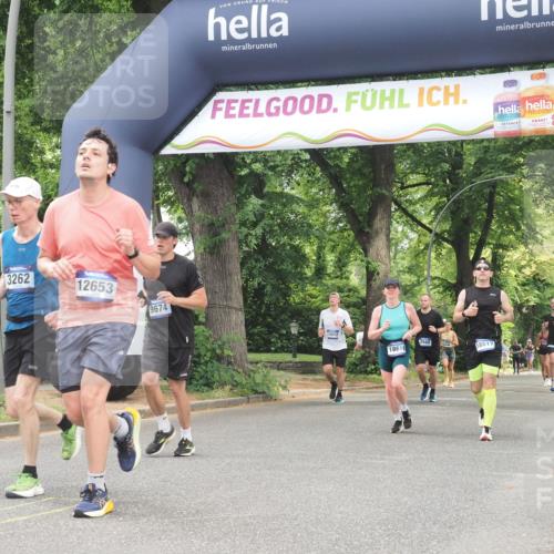 29.06.2025 - hella hamburg halbmarathon KatJ http://msf.ph/oto/8528721 29.06.2025 10:56:01 Zwischen KM18-KM19 1406, 3025, 3262, 4663, 5176, 6028, 6083, 7802 meine-sportfotos.de