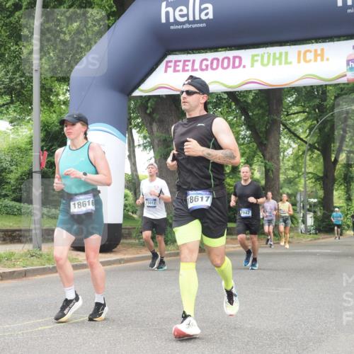 29.06.2025 - hella hamburg halbmarathon KatJ http://msf.ph/oto/8528785 29.06.2025 10:56:03 Zwischen KM18-KM19 2942, 3025, 3262, 5176, 6028, 6083 meine-sportfotos.de