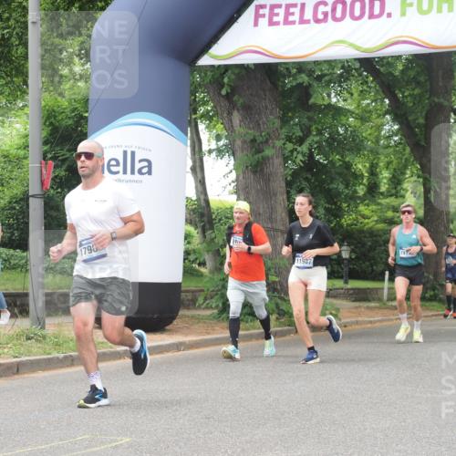 29.06.2025 - hella hamburg halbmarathon KatJ http://msf.ph/oto/8529180 29.06.2025 10:56:25 Zwischen KM18-KM19 2288, 3091, 4204, 8614 meine-sportfotos.de