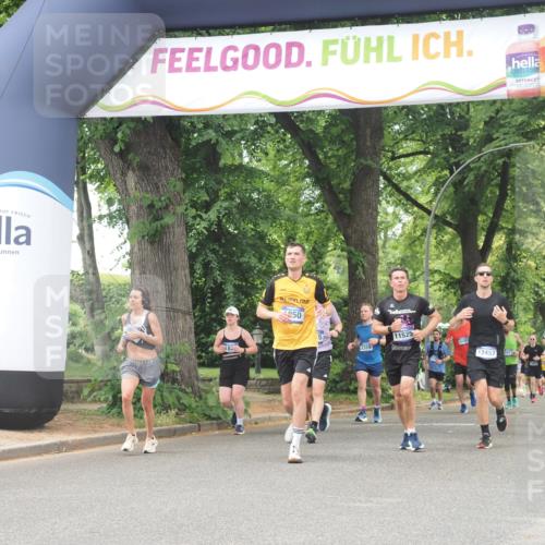 29.06.2025 - hella hamburg halbmarathon KatJ http://msf.ph/oto/8529313 29.06.2025 10:56:34 Zwischen KM18-KM19 1032, 1850, 5191, 5242 meine-sportfotos.de