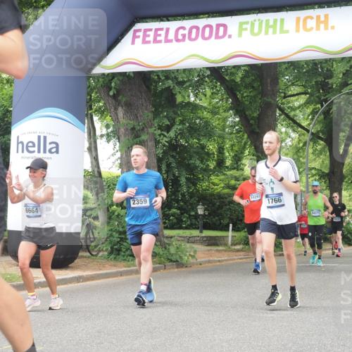 29.06.2025 - hella hamburg halbmarathon KatJ http://msf.ph/oto/8529400 29.06.2025 10:56:38 Zwischen KM18-KM19 1745, 1766, 1830, 1850, 2359, 5191, 5242, 6664 meine-sportfotos.de
