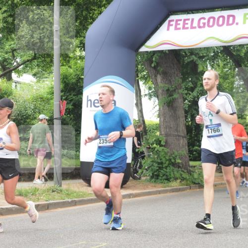 29.06.2025 - hella hamburg halbmarathon KatJ http://msf.ph/oto/8529425 29.06.2025 10:56:38 Zwischen KM18-KM19 1745, 1766, 1830, 1850, 2359, 5191, 5242, 6664 meine-sportfotos.de