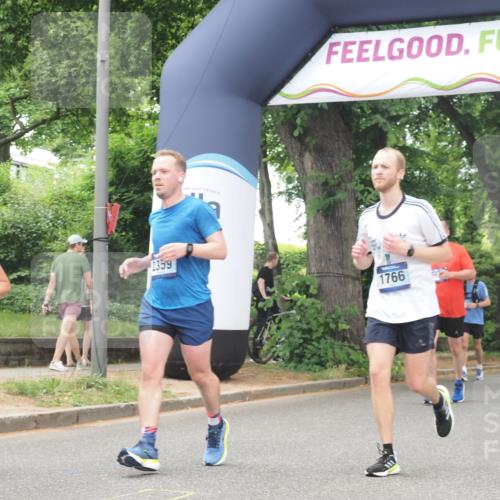 29.06.2025 - hella hamburg halbmarathon KatJ http://msf.ph/oto/8529427 29.06.2025 10:56:39 Zwischen KM18-KM19 1745, 1766, 1830, 1850, 2359, 5191, 6664, 6871 meine-sportfotos.de