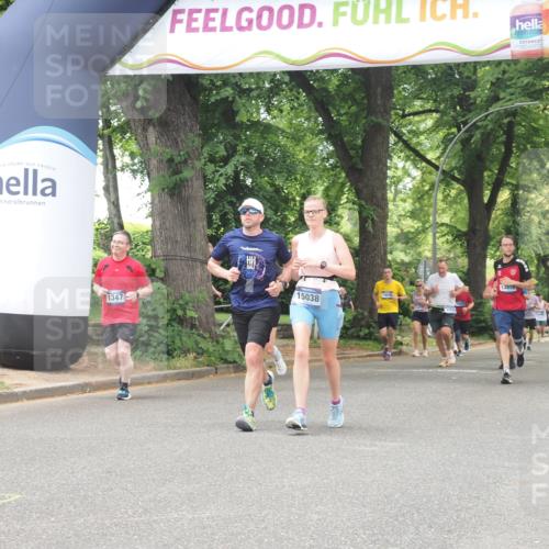 29.06.2025 - hella hamburg halbmarathon KatJ http://msf.ph/oto/8529530 29.06.2025 10:56:45 Zwischen KM18-KM19 1830, 2359, 6871 meine-sportfotos.de