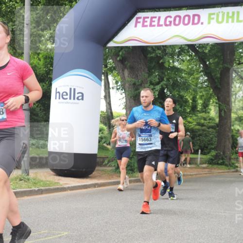 29.06.2025 - hella hamburg halbmarathon KatJ http://msf.ph/oto/8529610 29.06.2025 10:56:52 Zwischen KM18-KM19 1347, 4904 meine-sportfotos.de