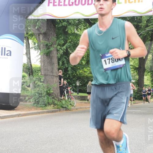 29.06.2025 - hella hamburg halbmarathon KatJ http://msf.ph/oto/8529638 29.06.2025 10:56:54 Zwischen KM18-KM19 1347, 4904 meine-sportfotos.de